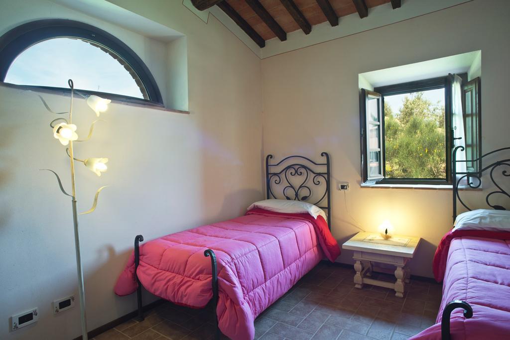 Agriturismo Podere Campaini Volterra Kültér fotó