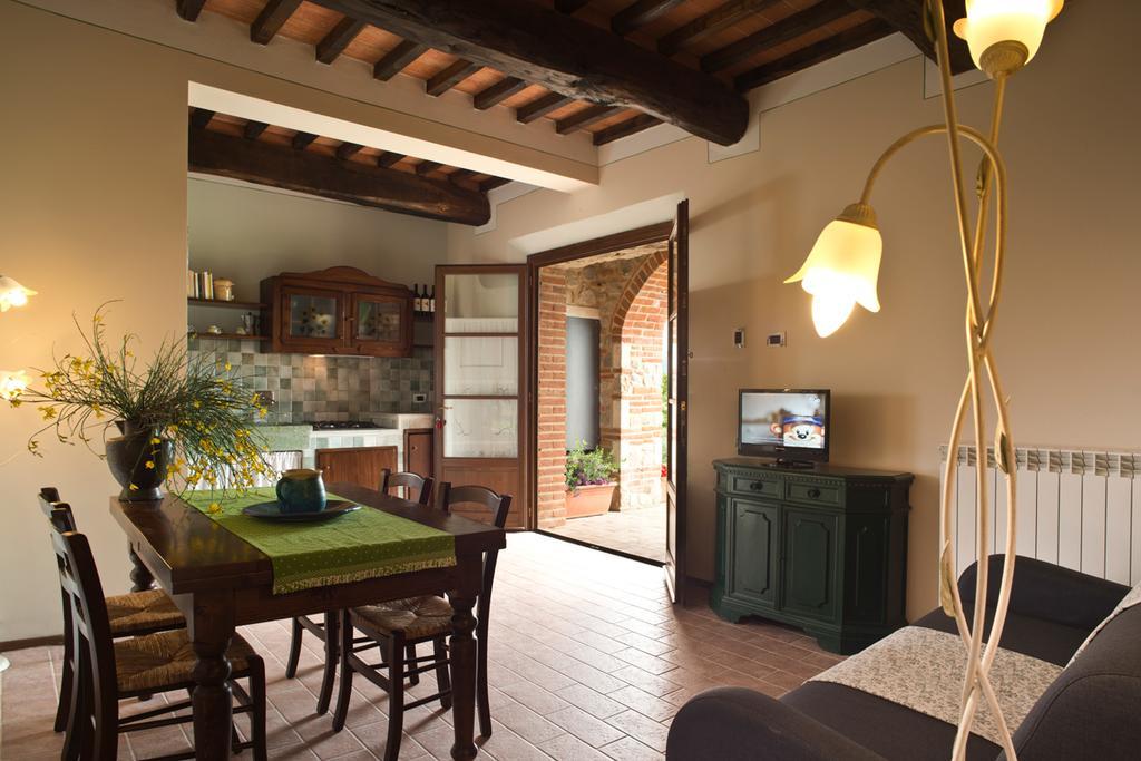 Agriturismo Podere Campaini Volterra Kültér fotó